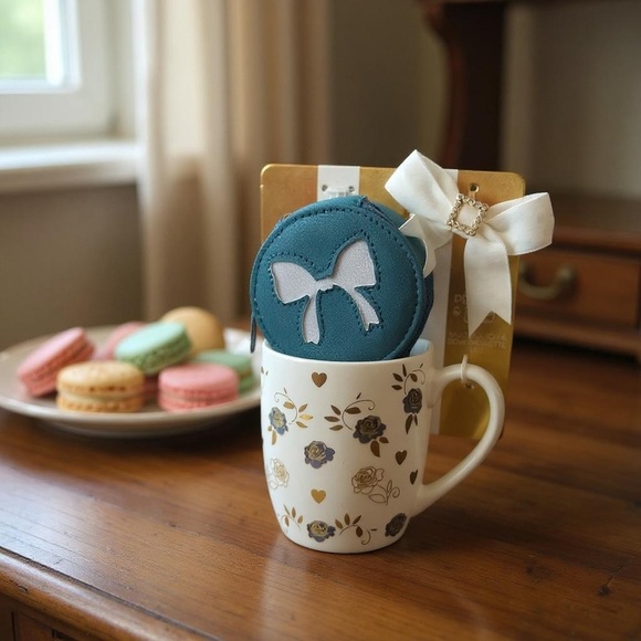 Petal & Pearl Other - Petal & Pearl Gift Set - Mug, Pouch & Bow Barrette Set